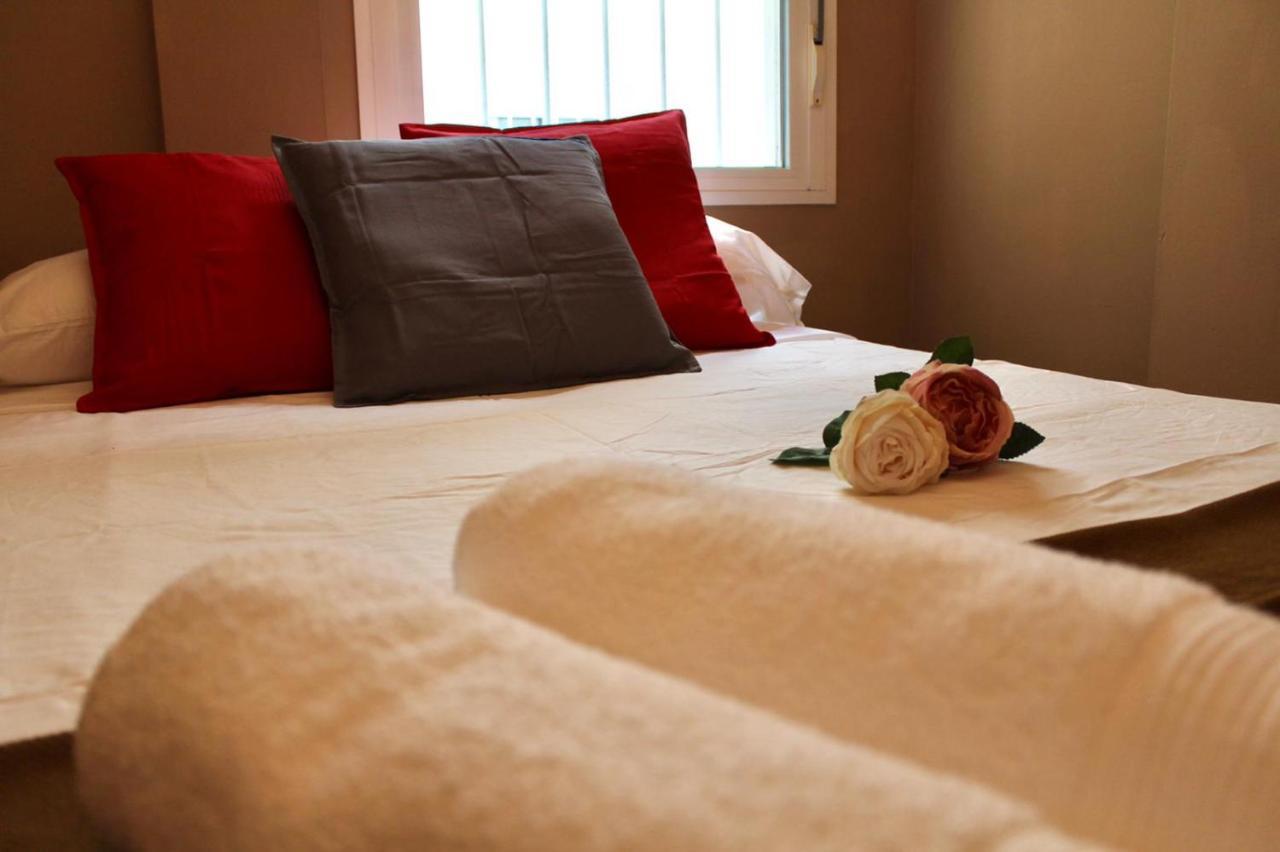 Wish Suite Morera Севилья Экстерьер фото