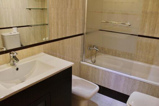 Wish Suite Morera Севилья Экстерьер фото